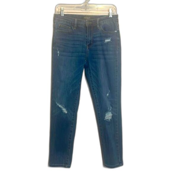 Judy Blue relaxed fit distressed jeans - Picture 1 of 5